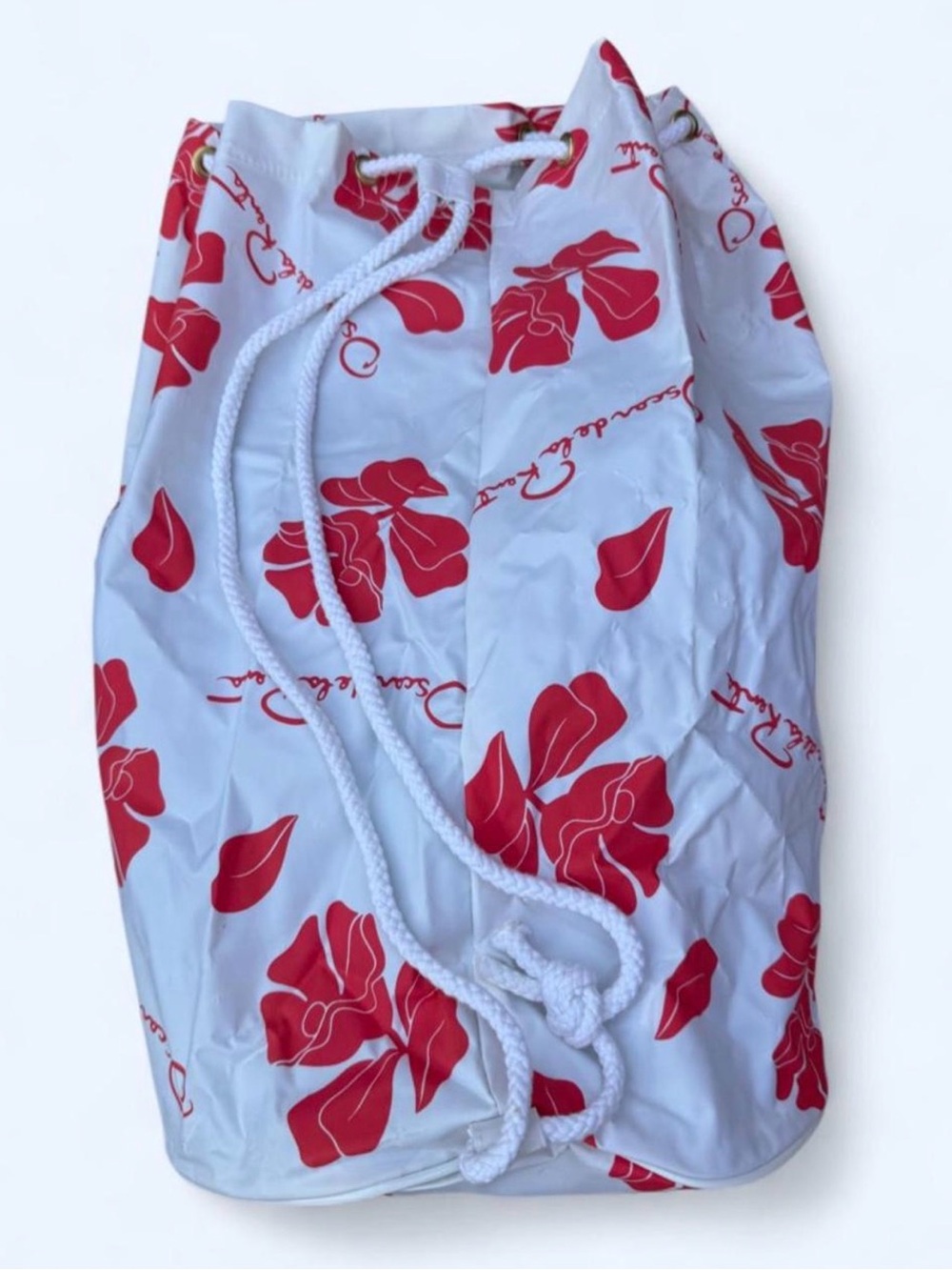 Oscar de la Renta White & Red Floral Canvas Large Drawstring Tote Bag
